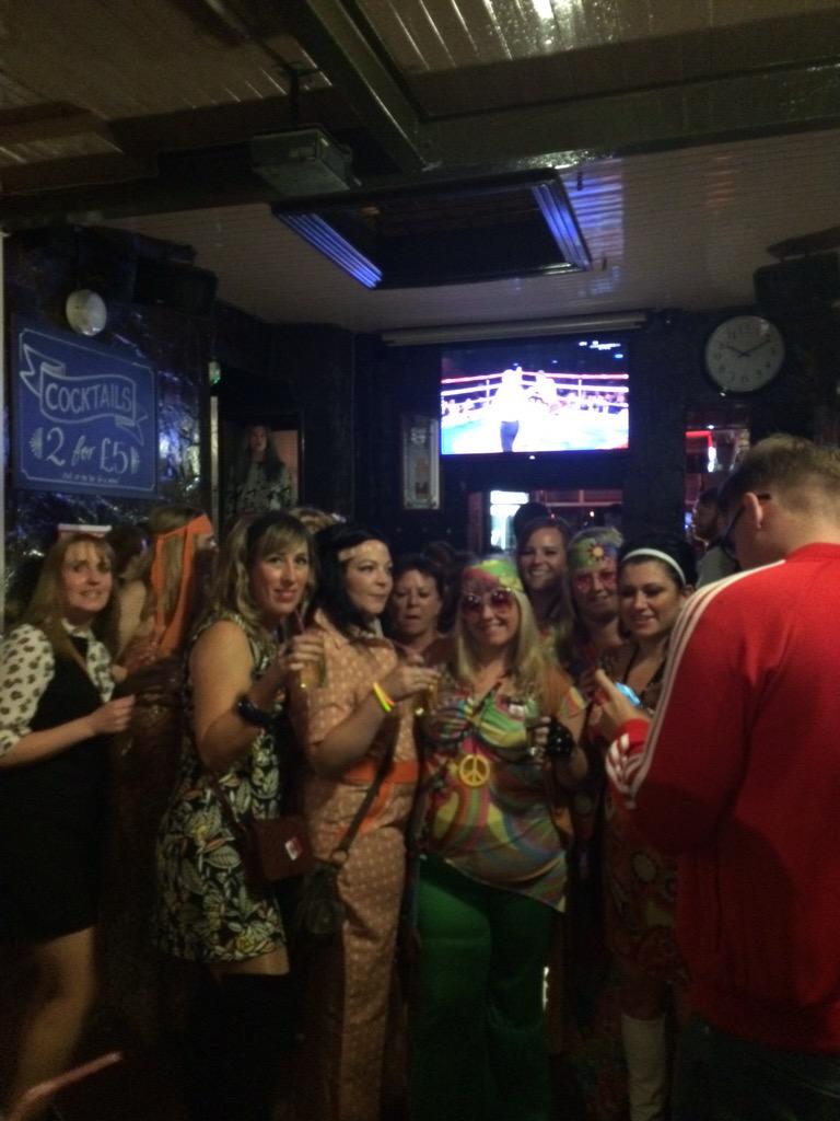 Slaters_Bar's tweet photo. Whose for #floral &amp; #60snight #Slatersbar #liverpool #saturdaynight #vodka #boozetrain http://t.co/B3TFhwSQhk