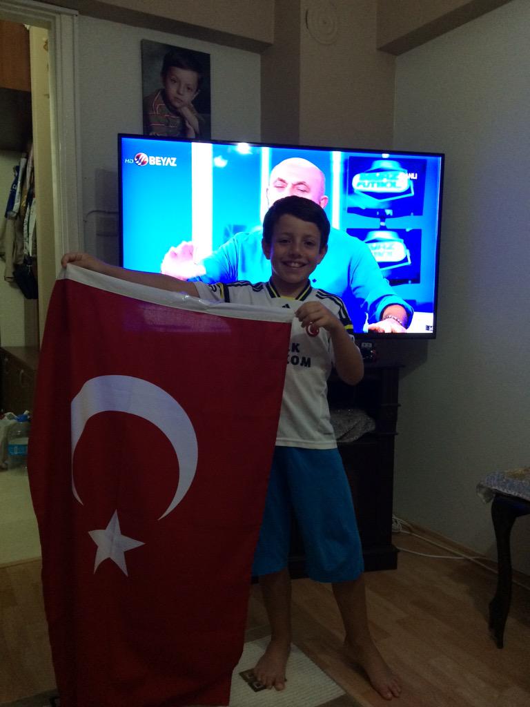 #beyazfutbollugece