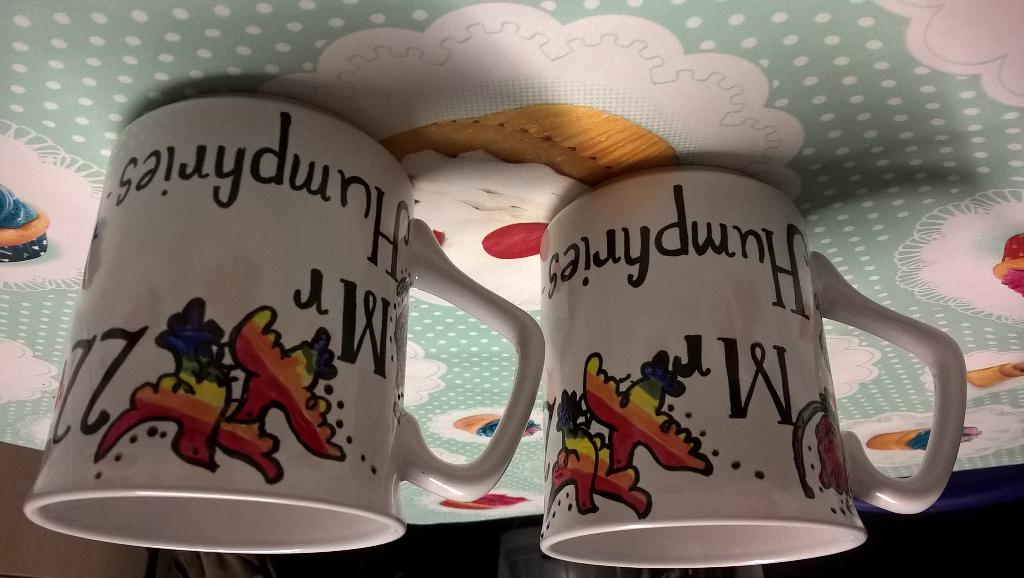 lollycandc's tweet photo. Now complete full tea set #gaymarriage #gaypride #gayweddingkeepsake #mrandmrteaset #onelove #rainbowpride http://t.co/CDJjaLe2ib