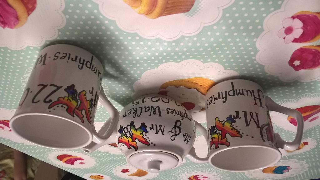 lollycandc's tweet photo. Now complete full tea set #gaymarriage #gaypride #gayweddingkeepsake #mrandmrteaset #onelove #rainbowpride http://t.co/CDJjaLe2ib