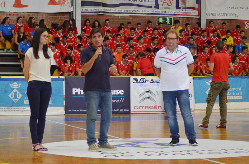 Aquesta tarda hem acompanyat a l'A.E.Pares i Mares FS Martorell en la presentació temporada esportiva.Sort i encerts!