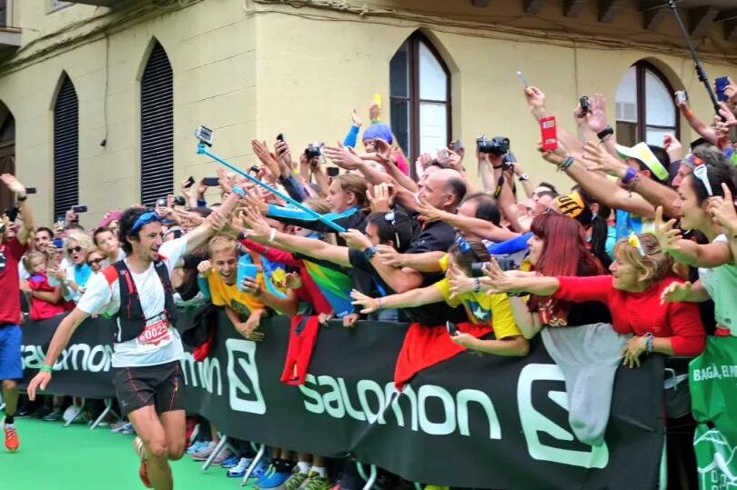 ultrescatalunya's tweet photo. KILIAN JORNET SEGUEIX SENT EL REI
Nova victòria a @UltraPirineu en bonic pols amb @zaidaitmalek i @MiguelHeras3
#UP15 http://t.co/USDsub9tva