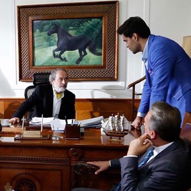 uskudaryapim's tweet photo. Hayat Çizgisi Suriye Filmimizin Setinden Kareler @selotasdogen  @ERKANMERICC  Üsküdar Yapım http://t.co/NInQyZeLX5