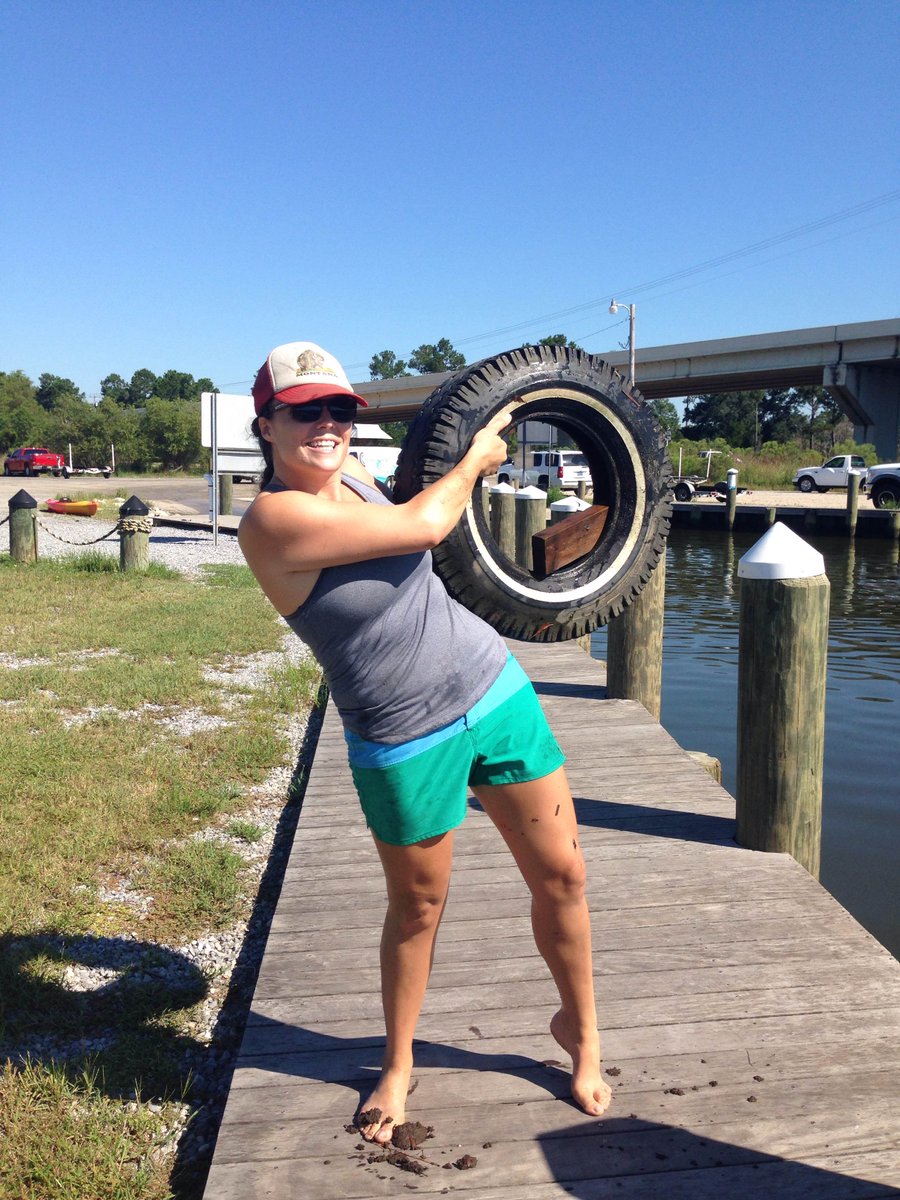 WeeksBayReserve's tweet photo. #AlabamaCoastalCleanup volunteers at Weeks Bay. #EstuariesWeek http://t.co/r0jXnzHkmH