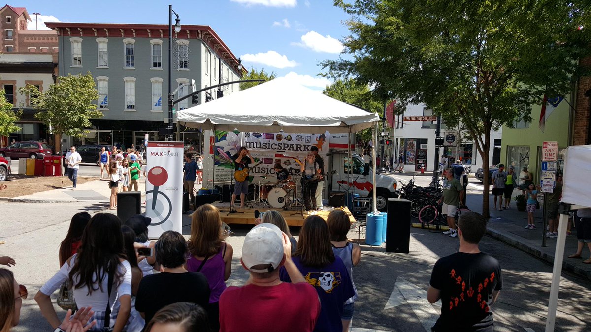 Crowder4Council's tweet image. Another great event in downtown. @SPARKconner #sparkconx #districtd #raleigh