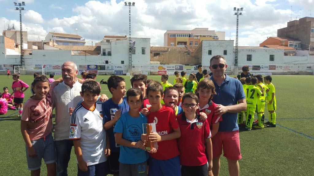 El LLEVANT UD guanya el TROFEU FIRA organitzat pel CF SPORTING CANALS.