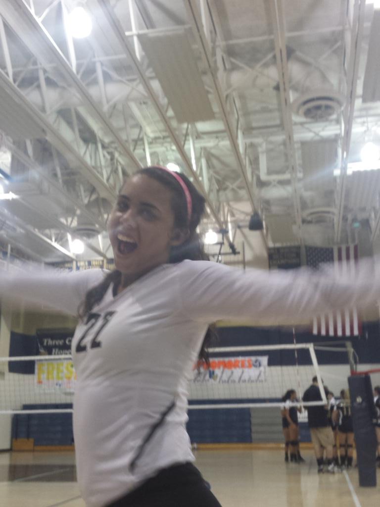 QuakerValleyVB's tweet photo. Hard fought tourney, time to represent in the silver bracket #seniorleadership http://t.co/TvNuKfFZVu