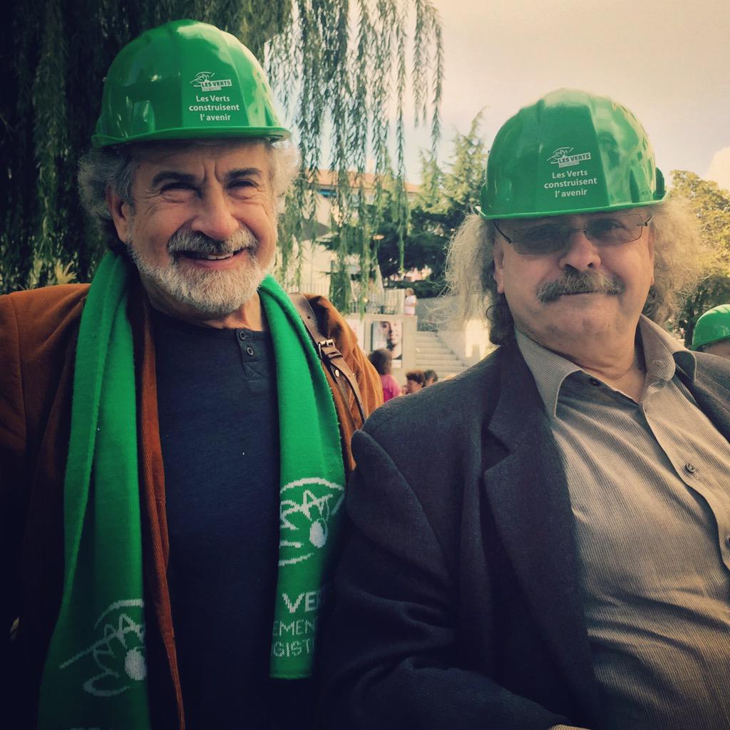 NLitzistorf's tweet photo. #EF2015 #RelaisVert Luc Recordon et Christian van Singer #VotezVert http://t.co/o2IqV0lfql