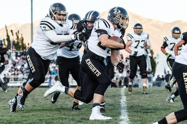 fotureports's tweet photo. A couple photos from last nights victory! 44-15 http://t.co/lI0zx7USQ1
