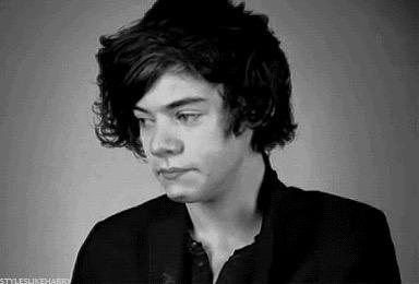 charryween's tweet photo. When u realise this hashtag is not true cos the fandom just bored 

#THANKYOUZAYNFORCOMINGBACK http://t.co/Gnoa44pwo5