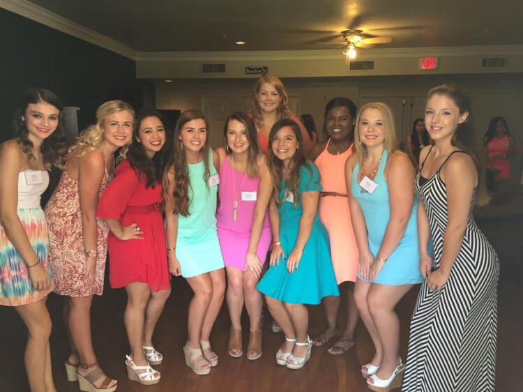 marieAA97's tweet photo. Love my Rho Gamma group ๐๐#fallrush2015 http://t.co/zj3Nia2ERm