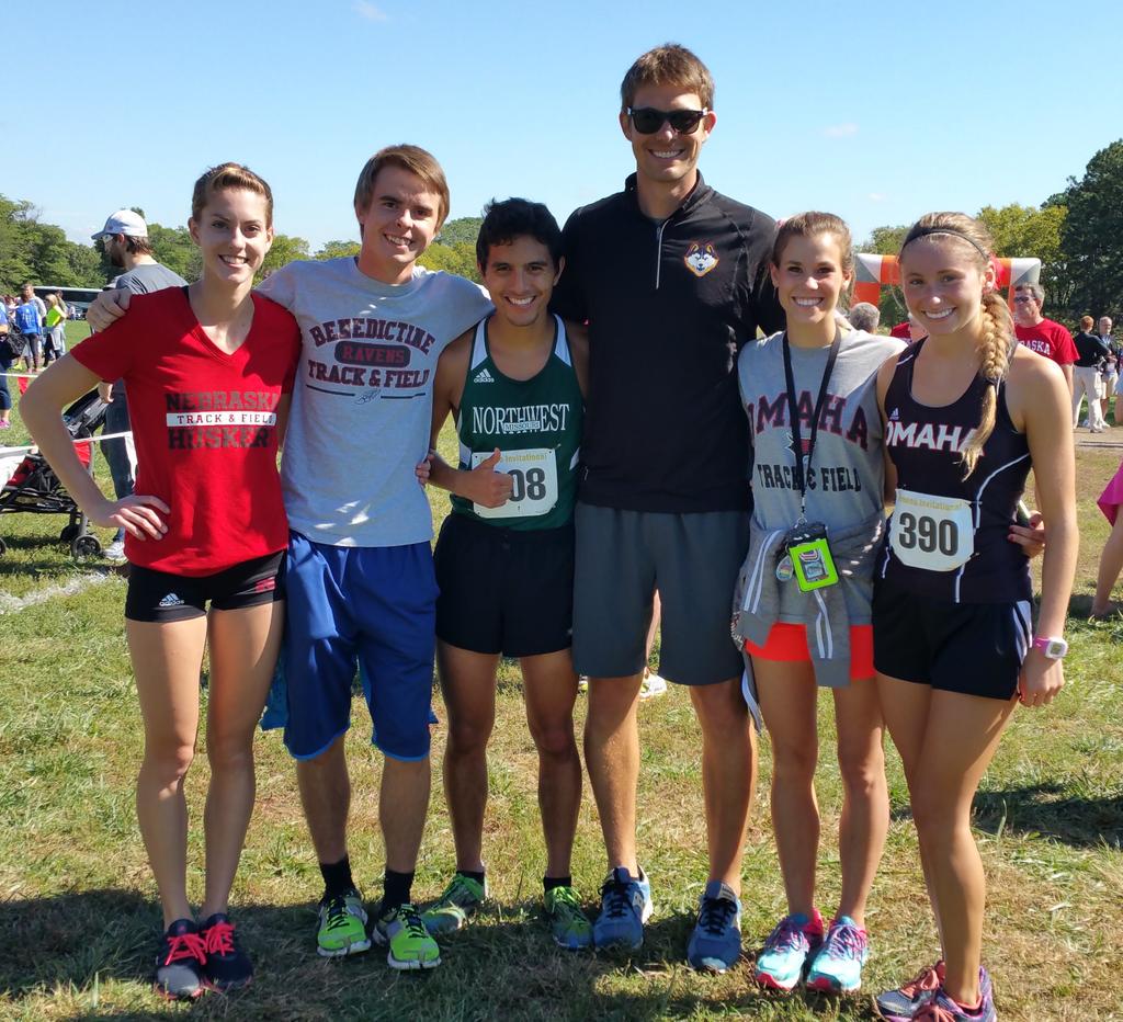 OPSNWXC's tweet photo. Husky alumni in full force repping their colleges at the Woody Greeno Invite! http://t.co/dP9gTTLGqg