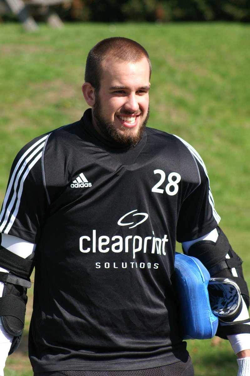 nickthegardener's tweet photo. Jack happy with is new kit and a 4-2 win over Surbiton #clearprint_ http://t.co/r3VLghJwLA
