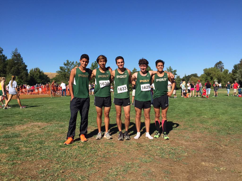 Varsity boys a very solid 4th on a hot morning at de la salle Xc invites!