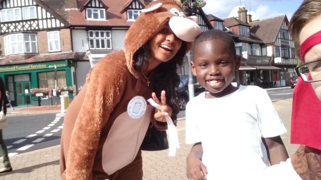 RubbishCampaign's tweet photo. #rubbishselfie with our monkey http://t.co/JJcvVQhzvZ
