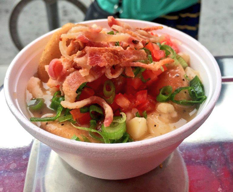 Lambretta_Pizza's tweet photo. #perogiepoutine selling this weekend @PolishFestival #Toronto #pizza http://t.co/CAf2AZLrSi