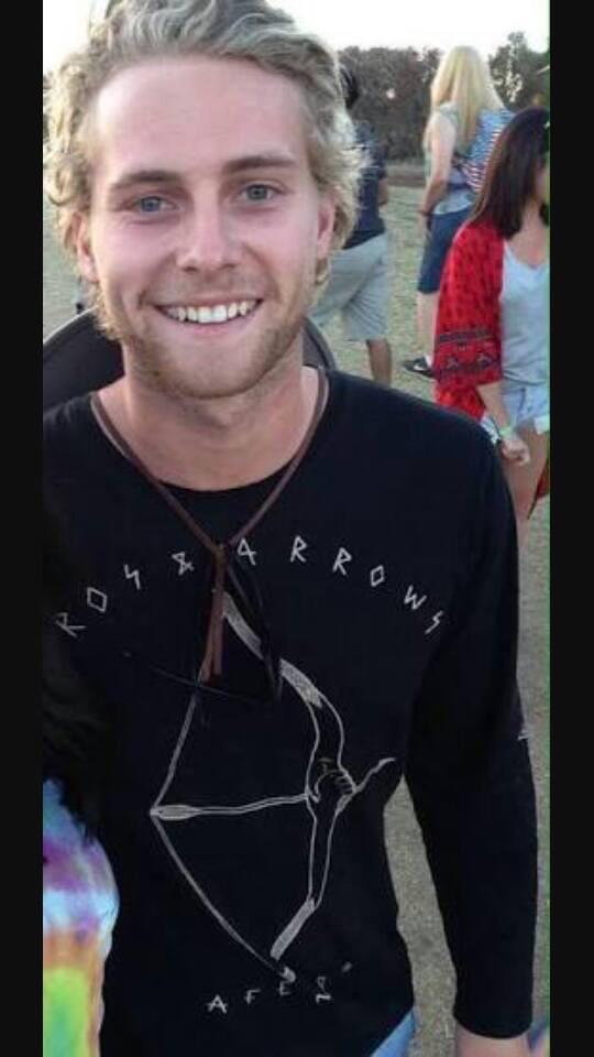 banilagrin's tweet photo. Como cuando cambias a luke por su hermano 😍😍
#whoisluke
#ilovejack http://t.co/4w8vJIXTI7