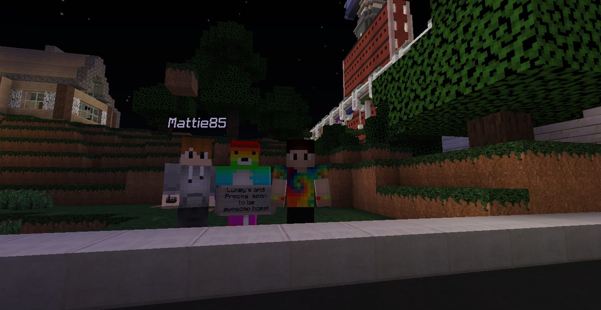 XtraFreckle's tweet photo. Moving in with @DVC_Lukey453 on @QueeryMC! #QueeryMC http://t.co/zNwOr02s5o