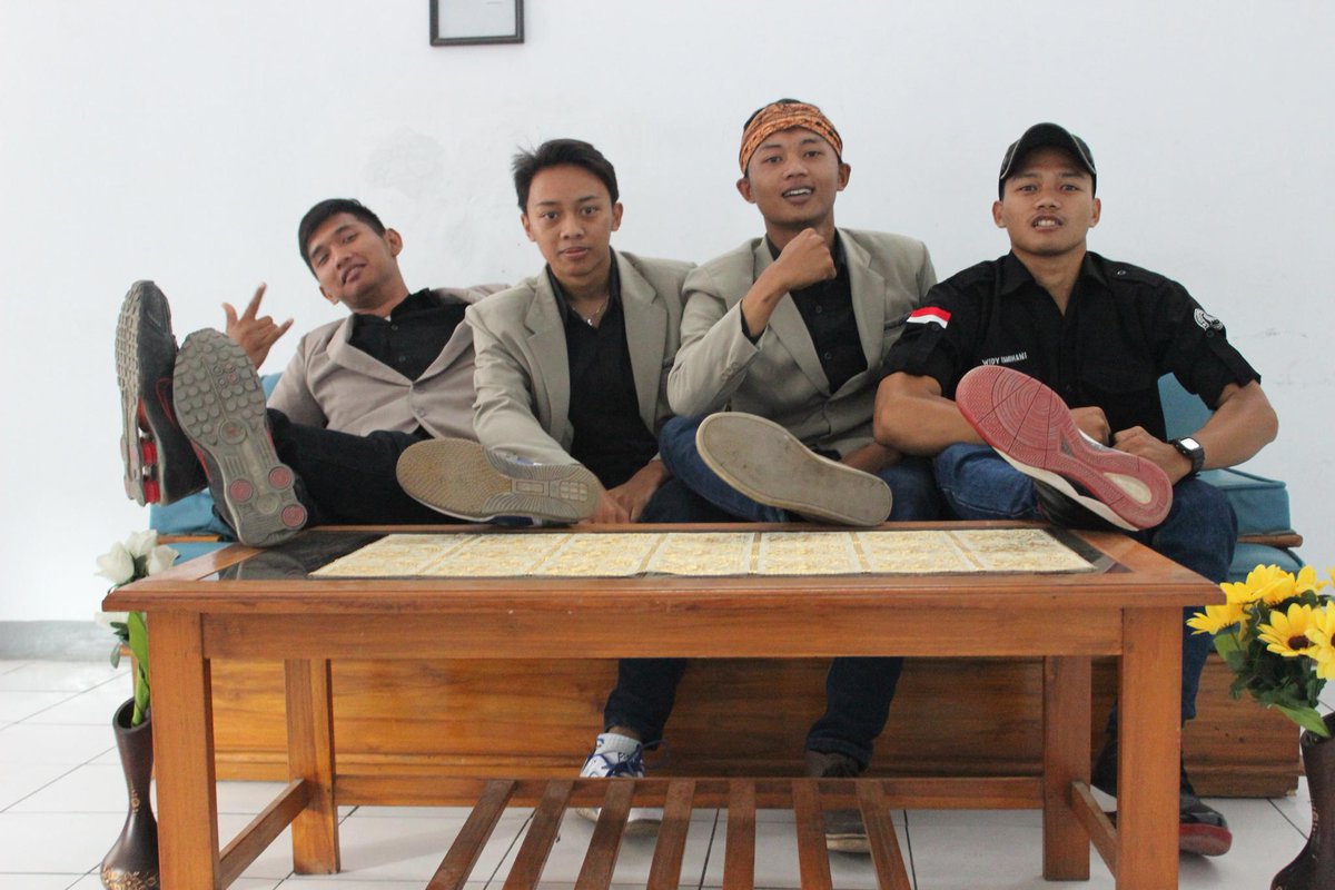 Decun21 tweet picture