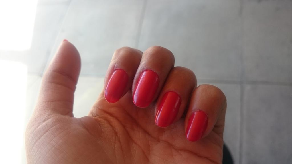 RubbishCampaign's tweet photo. The nails of our amazing co-ordinator. #therubbishcampaign #someoneshadamanicure http://t.co/CVxHsepq5l