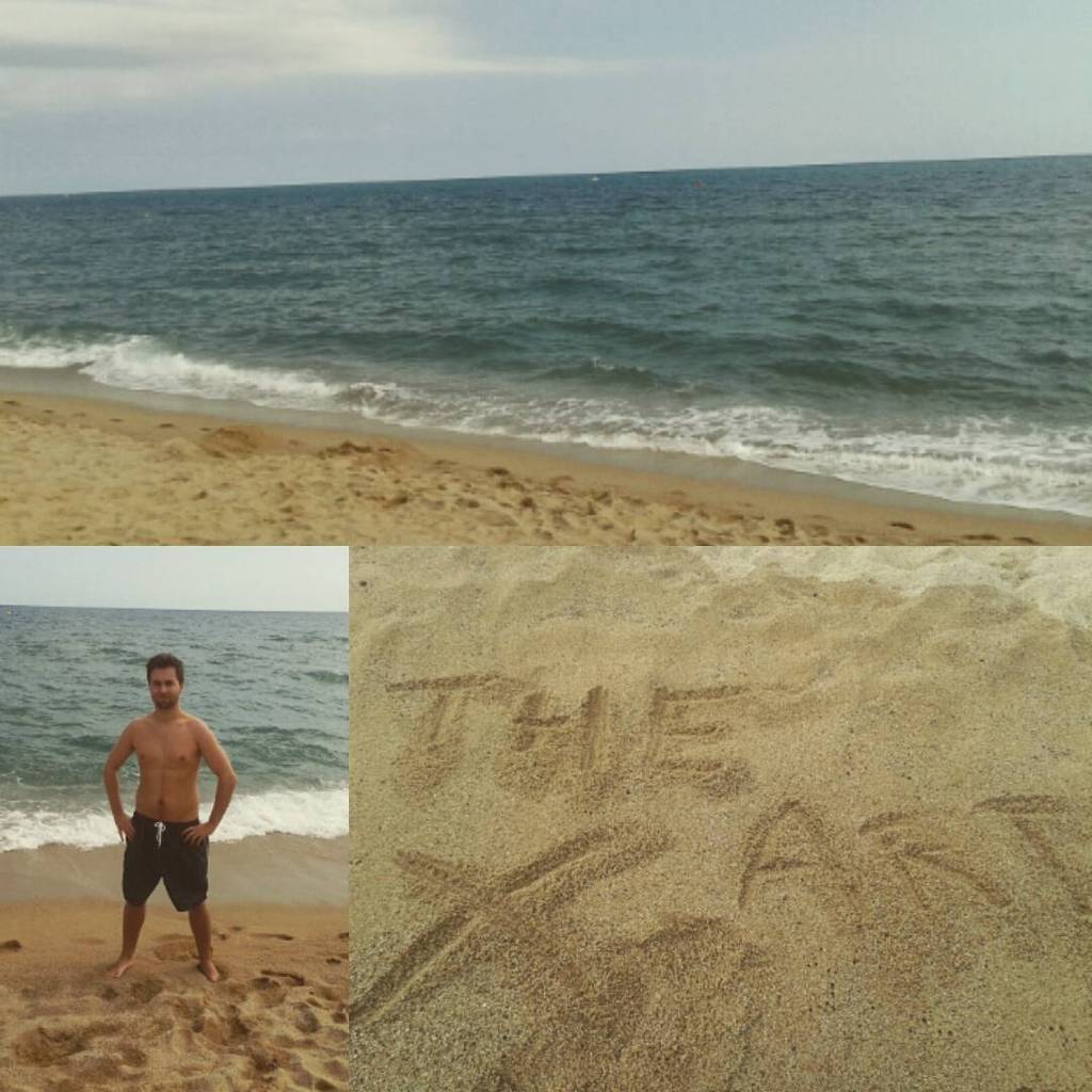 Otherbots's tweet image. Job + Freetime = &amp;lt;3

#artx #dance #mechanicalmovement #robot #beach #playademataro #mataro #international #job #wor…