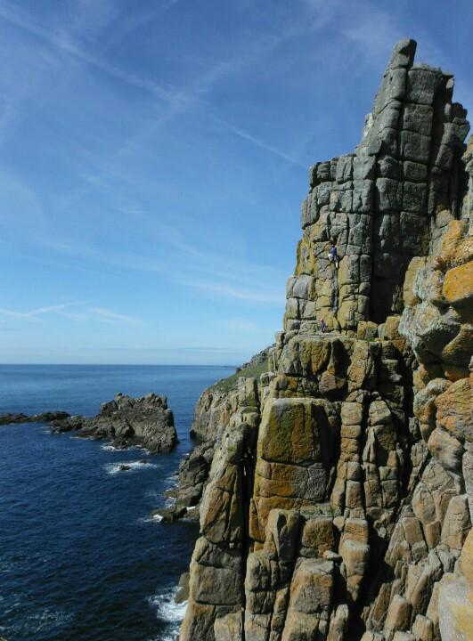 KernowKlimber's tweet photo. Stunning September day in #Cornwall. Perfect conditions at #chairladder for #climbing #loveclimbing #lovecornwall http://t.co/uhh2TbrSZp