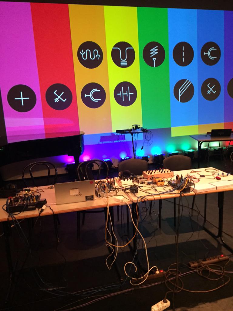 barryslounge's tweet photo. #MTFHackCamp #HackBarrysLounge #MTFCentral @MusicTechFest @HackMTF ... Coming up #GUNK ... #GeekPunk http://t.co/Jy4rpCOlXW