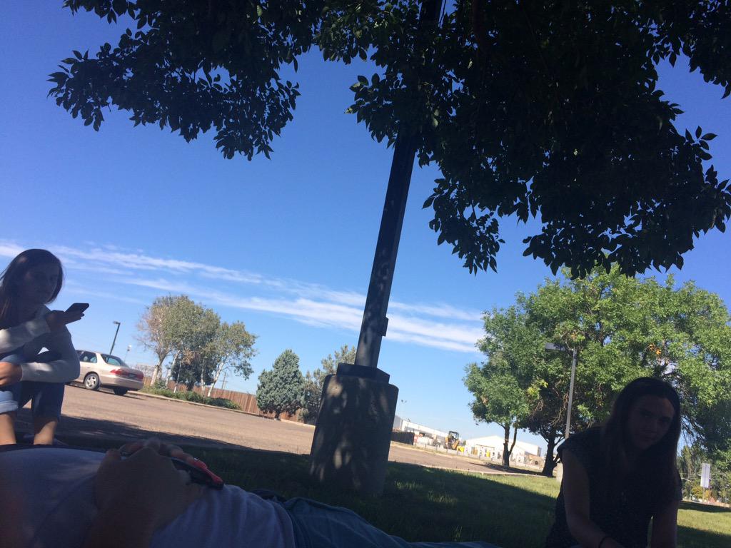 netteyanez's tweet photo. After lunch before bus arrives nap time #number4newnumber1 #gcat2015 http://t.co/rPjPcHG3yS