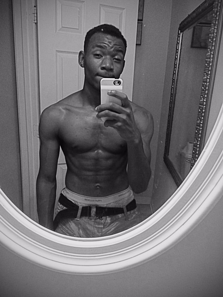DayrickHendrick's tweet photo. http://t.co/HL2tdRO7A9