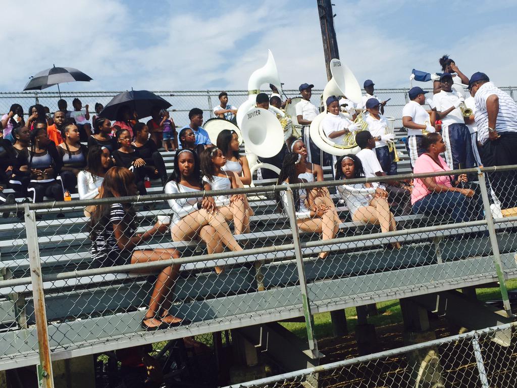 kirbymiddle's tweet photo. #KMSHomeComing16 http://t.co/1WJySFckgh