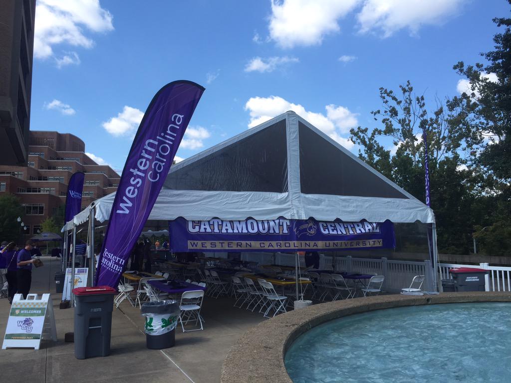 PawsCatamount's tweet photo. #catamounts in Knoxville!!! http://t.co/noNtmRPfbl