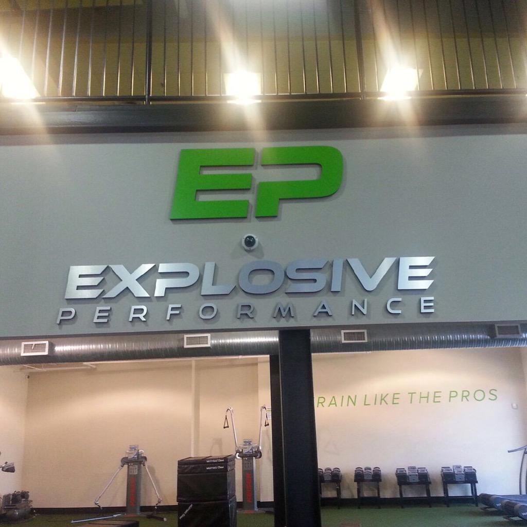harveyEP's tweet image. Sick new signage at the OneLife -Alexandria. Train Like The Pros! #TeamEP #PerformanceBasedTraining