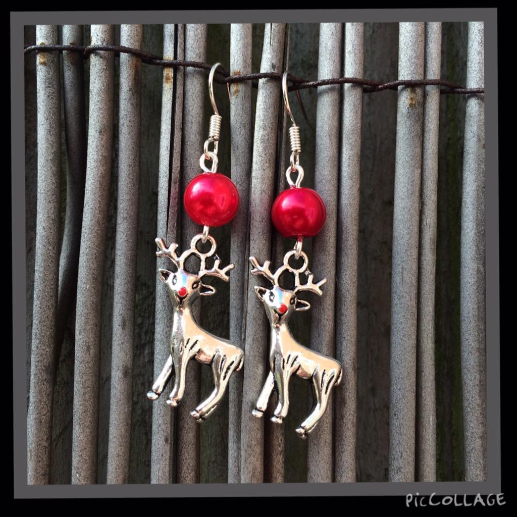 seadreamsuk's tweet photo. #Christmasiscoming #christmas #rudolph #reindeer #accessoriseME #womeninbiz @HMNation http://t.co/xggZTo1ZCT http://t.co/Ym24Jtkufs