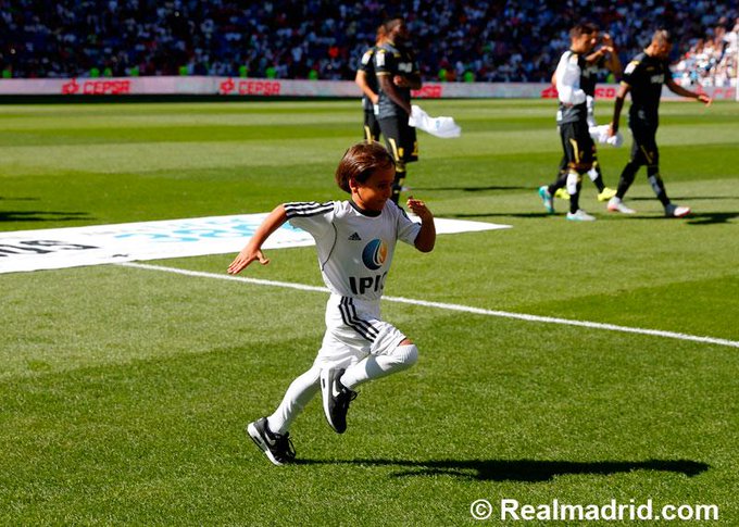 View image on Twitter