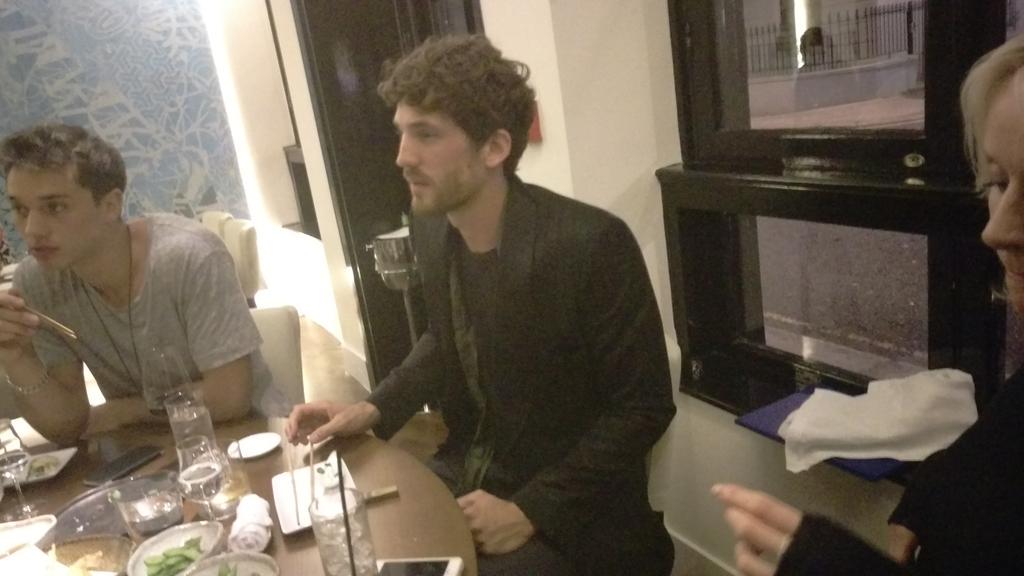 max_rogers's tweet photo. @StormModels men dinner at #Kiru &amp; it's alright in here ya know. #samelookdifferentday #FairFashion #styletakestime http://t.co/5DhIMV37nH