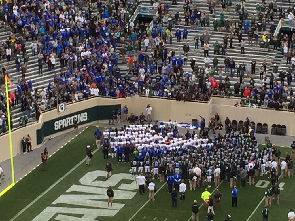 SpartanATHFDN's tweet photo. #SpartanNation under #OneNation. #ThankYou @usairforce &amp; armed services for your sacrifices. #BeyondCompetition http://t.co/1hvoG15N0K