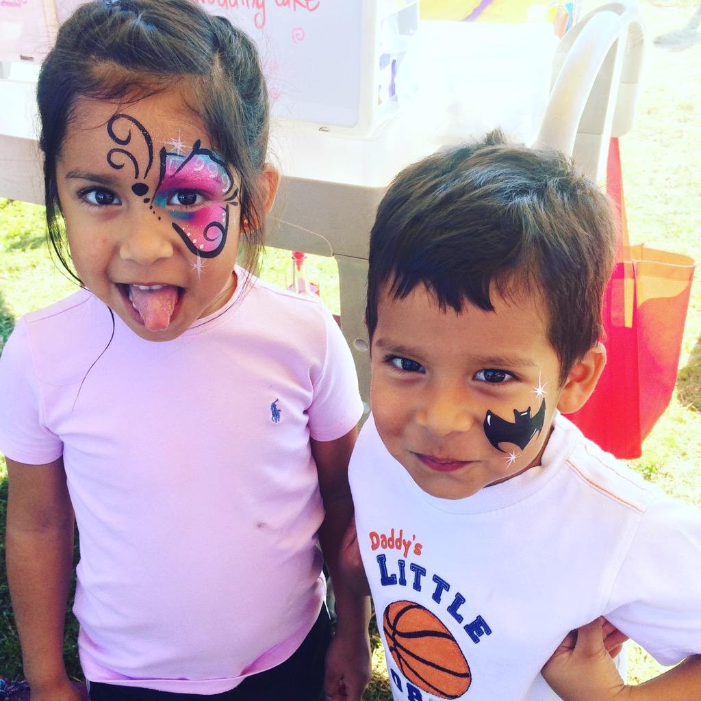 JoonieandJake's tweet photo. Fun times face painting at #PawsinthePark in #Kennesaw ! #facepainter #cutekids #joonieandjake http://t.co/dNUSVtfPcf