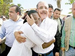 DeyaniraGomezH's tweet photo. #ElPuebloCreeEnDanilo: Préstamos a través de @BancaSolidaria de hasta un 4% anual. Guay! http://t.co/MXStjP2nGq