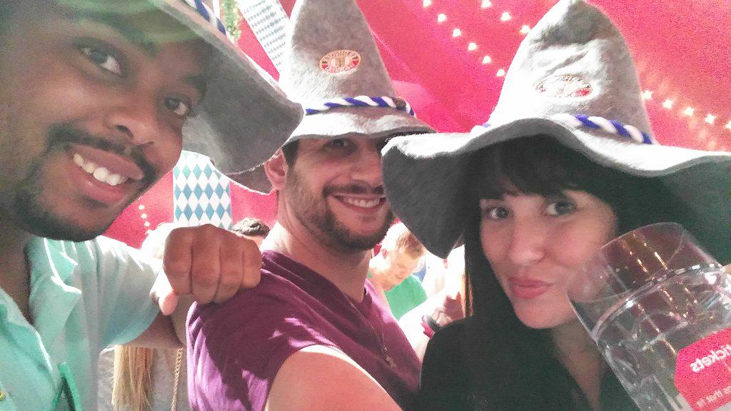TheDanLevy's tweet photo. Already well into my umpteenth @mpibeers beer w/ @JennAndTheCity, @MDee14, & @star_chronicles...#TOKT15 is amazing! http://t.co/IkYodXns76