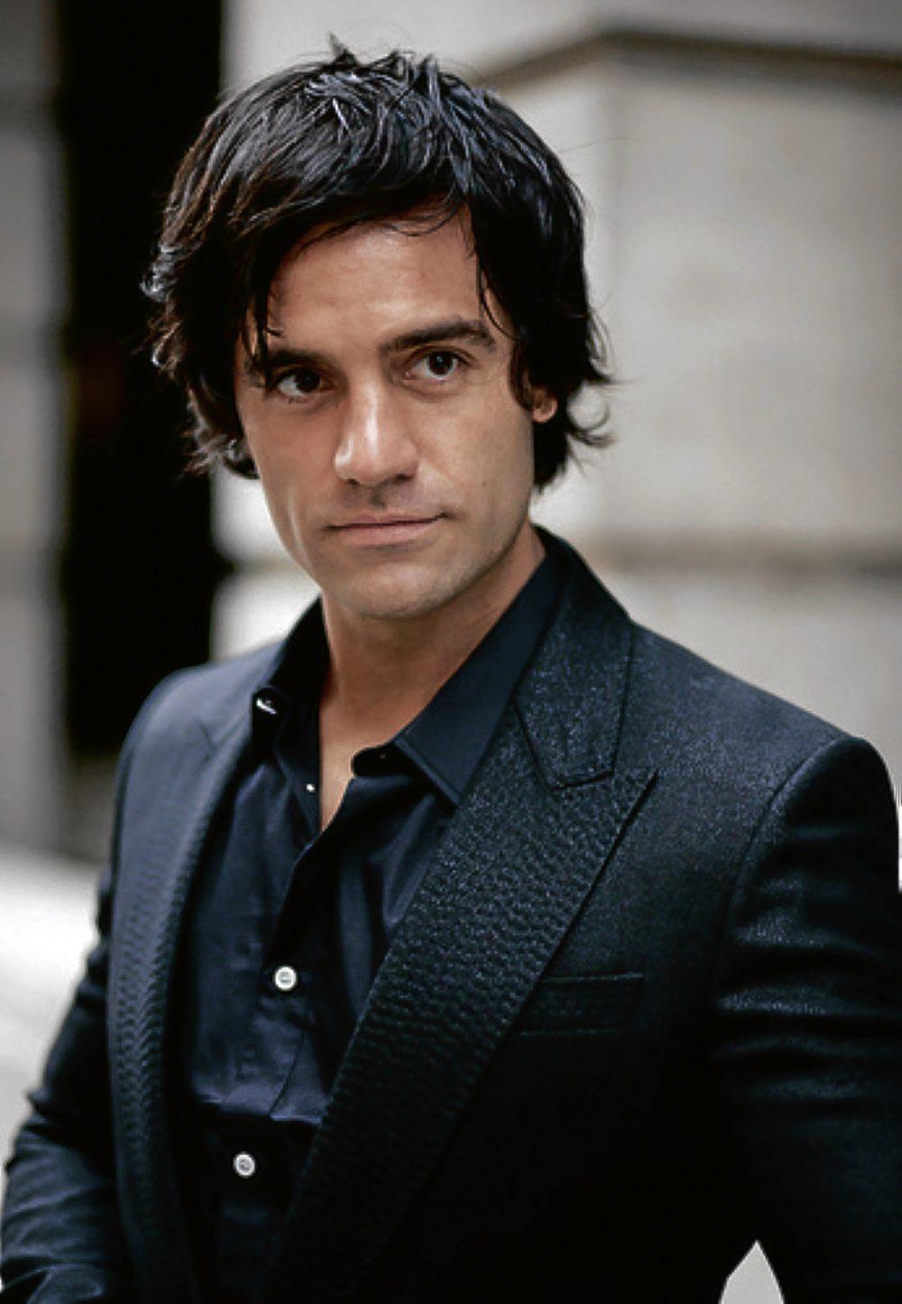  Ramin Karimloo was born. One of the best musical performers I\ve had the fortune to enjoy. Happy Birthday! 
