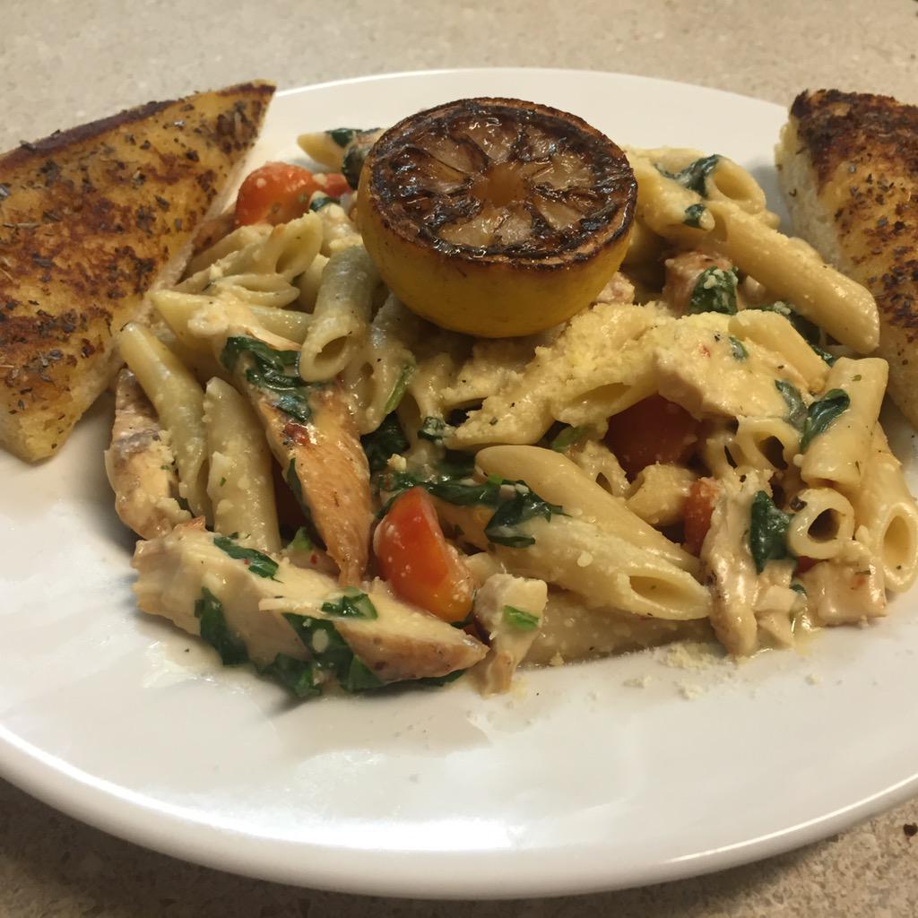 CircusCafe's tweet photo. Tonight's special - chicken scampi! http://t.co/St5lg6e7ct