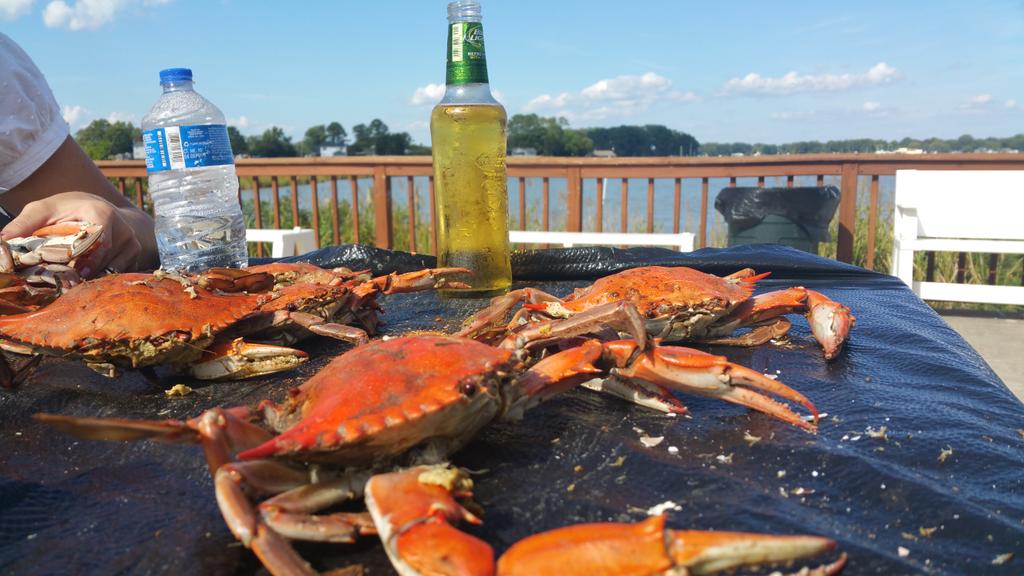 CGC757's tweet image. Southern Maryland family crabfest.....#lovelife #lovefamily