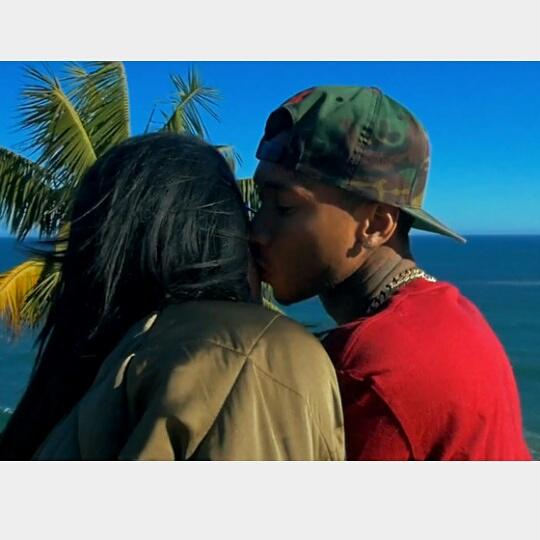 Kylie Jenner (@officialkylie__) on Twitter photo 