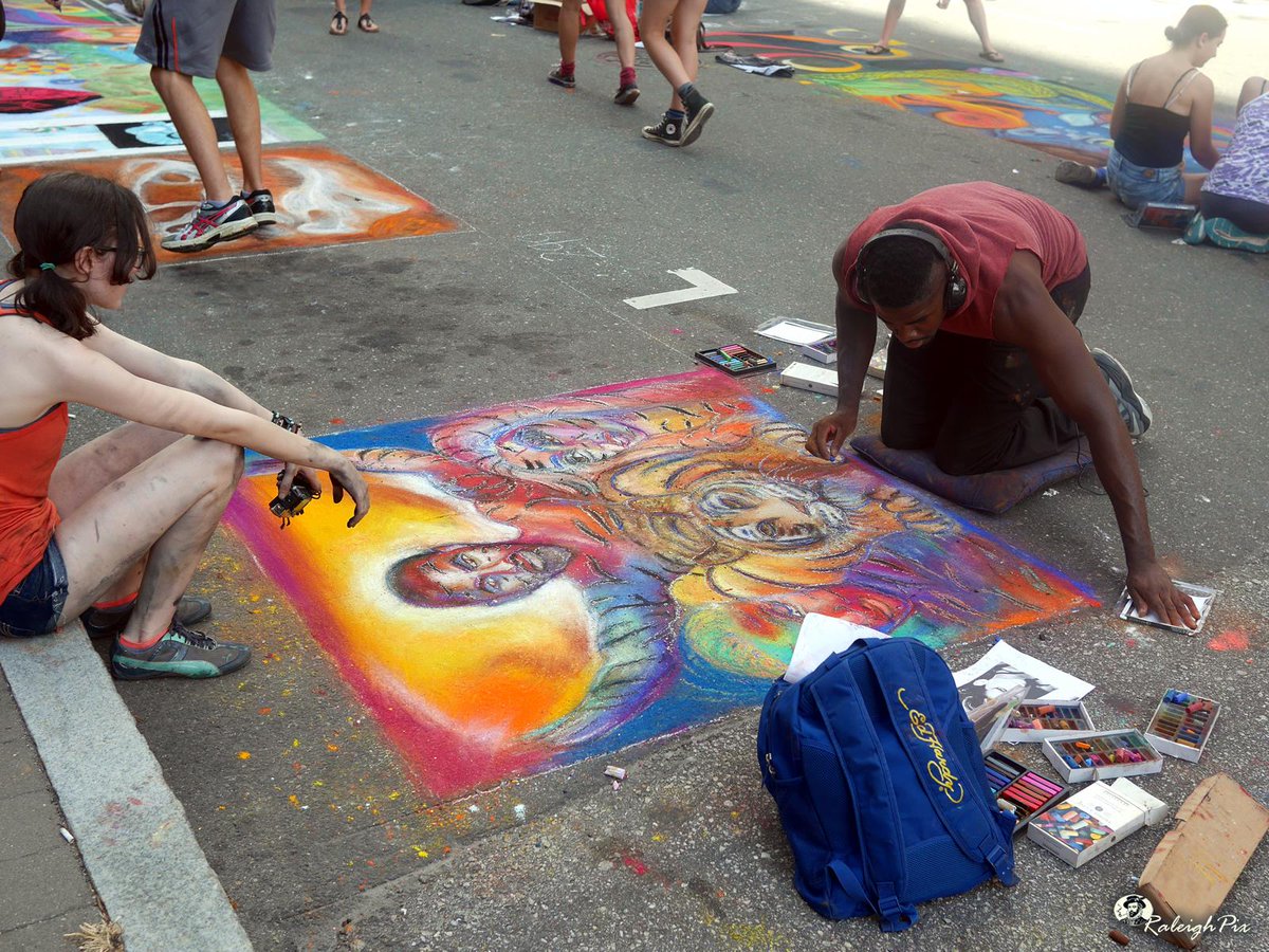 RaleighPix's tweet image. Street Painting at #SPARKconX. @SPARKconner raleighpix.com