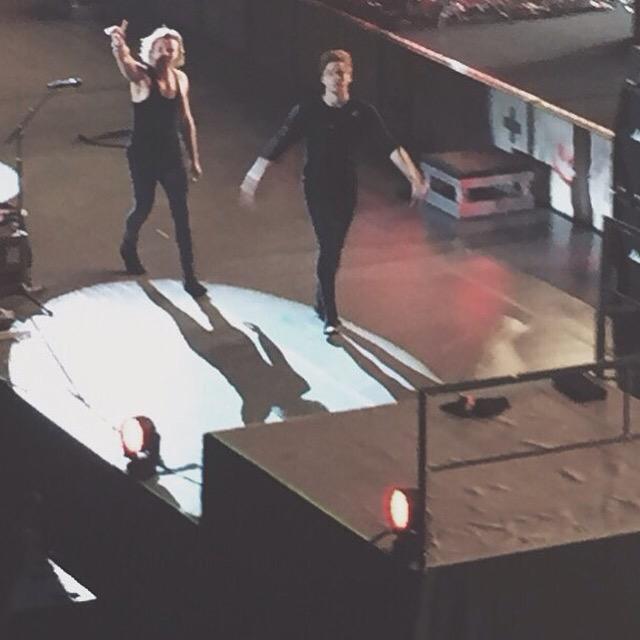 Ashton5SOS's tweet photo. Me and my dude @Luke5SOS way back at ROWYSO tour 🌈 http://t.co/SU4gSdDhZd