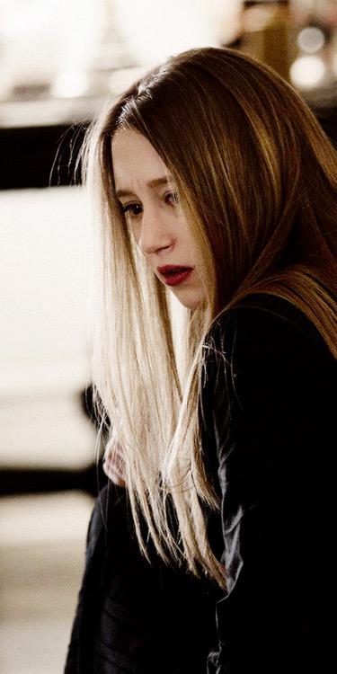 DiffidentDoll's tweet image. #ZoeBenson