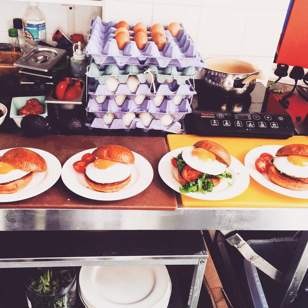 littleyolkstall's tweet photo. Amazing day at @farmlondon ! Thank you @WaterAidGroup @WaterAidUK ! We had a blast! #brunch #charity #foodie #eggs http://t.co/ufCX3oUjyo