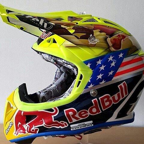 cairoli_antonio's tweet photo. #airohelmets #tc222 #MXGP #GlenHelen http://t.co/QaSTDQ0Tog