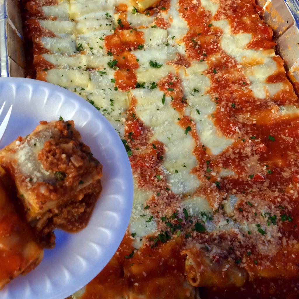 KaylaMeyer613's tweet photo. @ParmaRavioli did not disappoint today at #tasteofwellington !! (the rain on the other hand...) #hintonburg http://t.co/pBg4QSqgtz