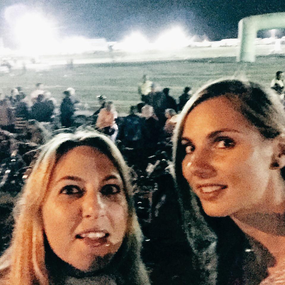 FrancyFer84's tweet photo. #campovolo #ligabue #ReggioEmilia #cittaparalizzata #checaos #chebello #inbicifinoalpalco 🚴🎧🎤🎼🎶🎵🔝😍 http://t.co/ngU1R7hJna